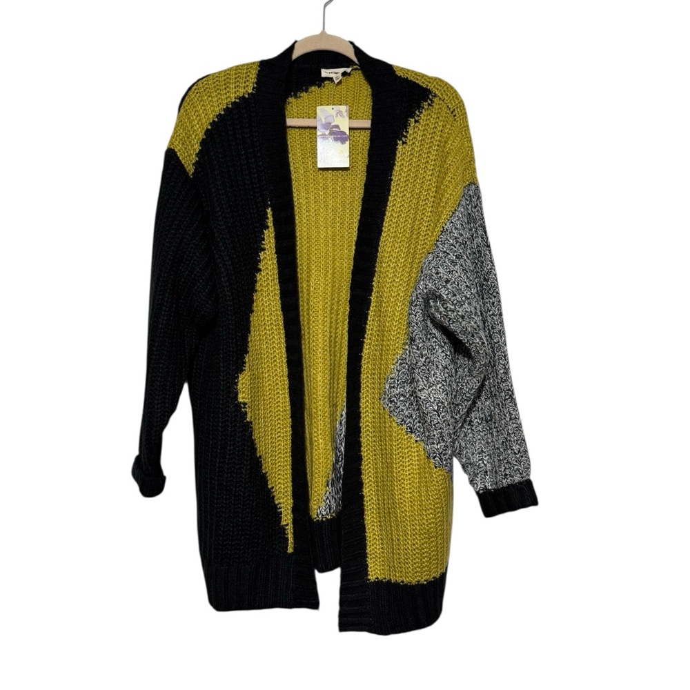 NWT Oversized Chunky Knit‎ Cardigan Grandpa Sweater Women’s Size Large Mustard